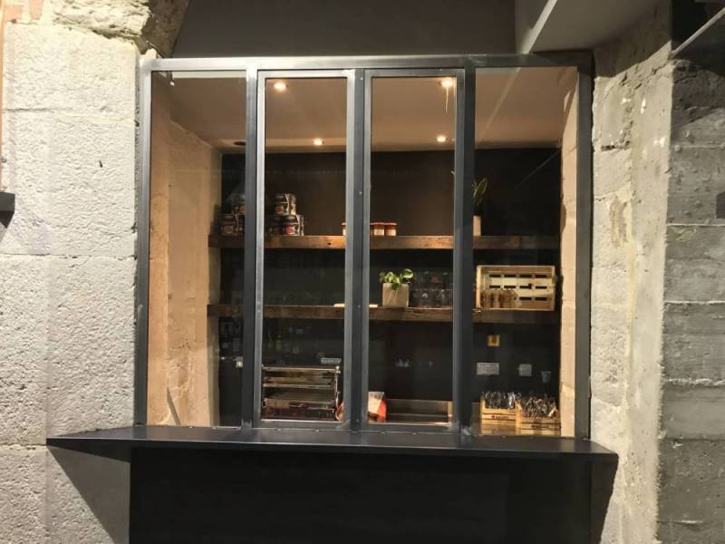 Installation de verrière sur mesure pour le bar Rambler à Lyon